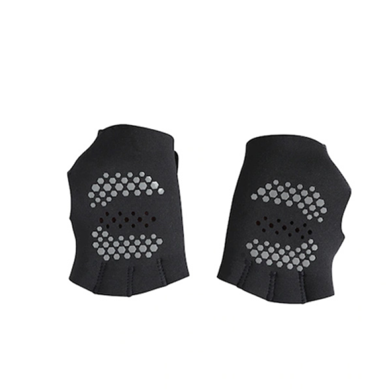 Black TR Ess Premium Grip Gloves